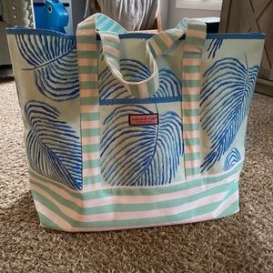 Vineyard Vines Palm Fronds Mix Print Tote